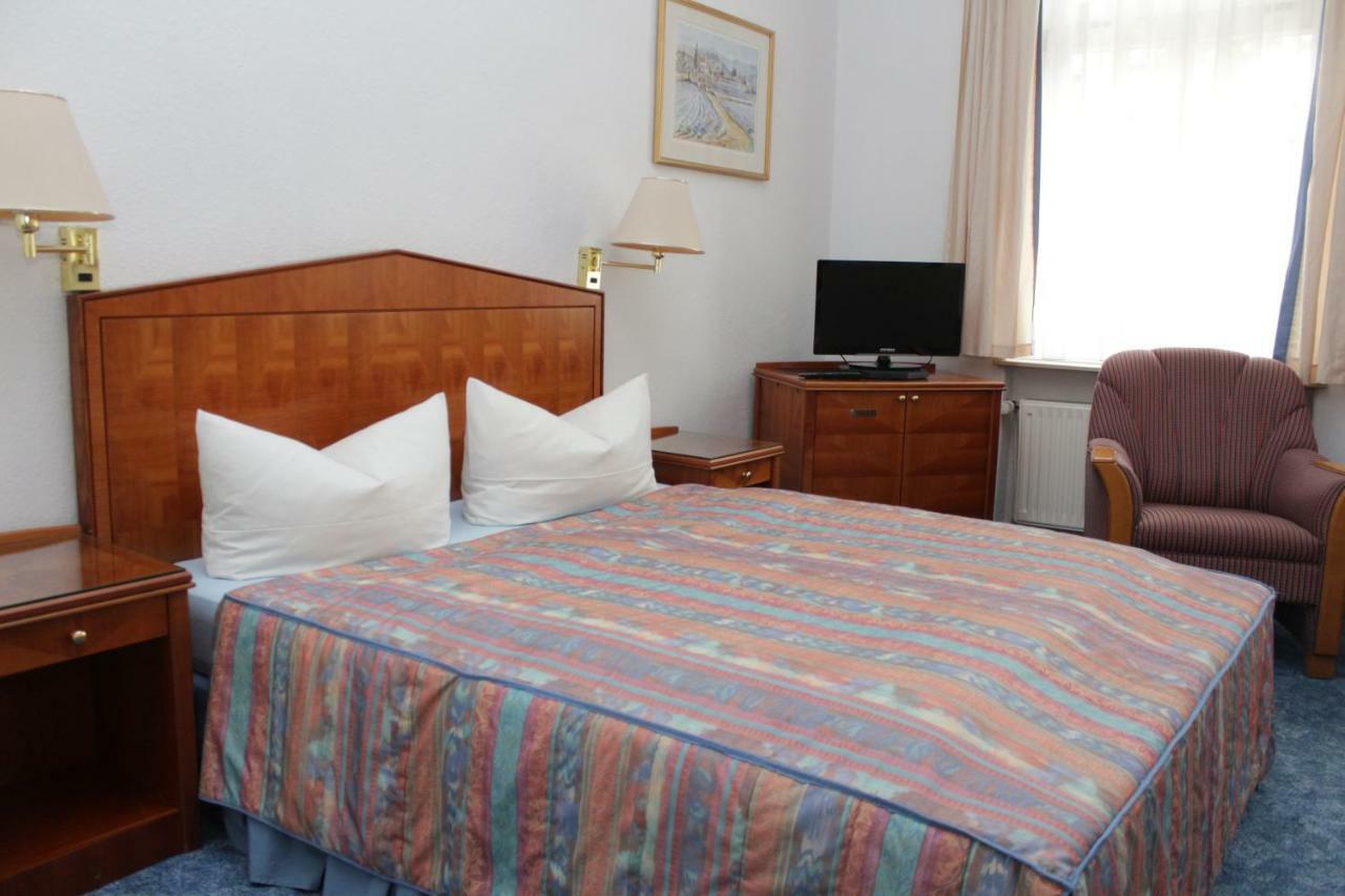 Weinkeller Woelk Hotel Naumburg  Luaran gambar