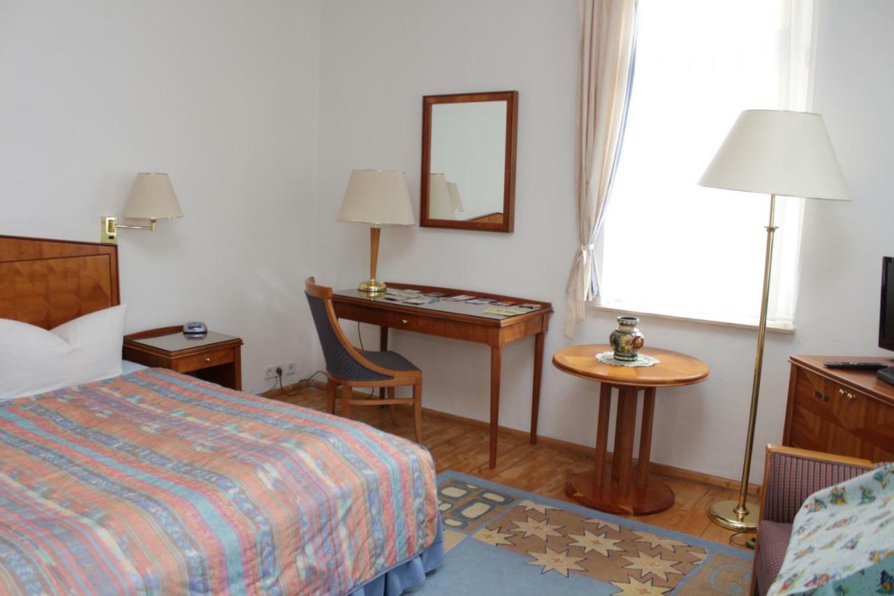 Weinkeller Woelk Hotel Naumburg  Luaran gambar