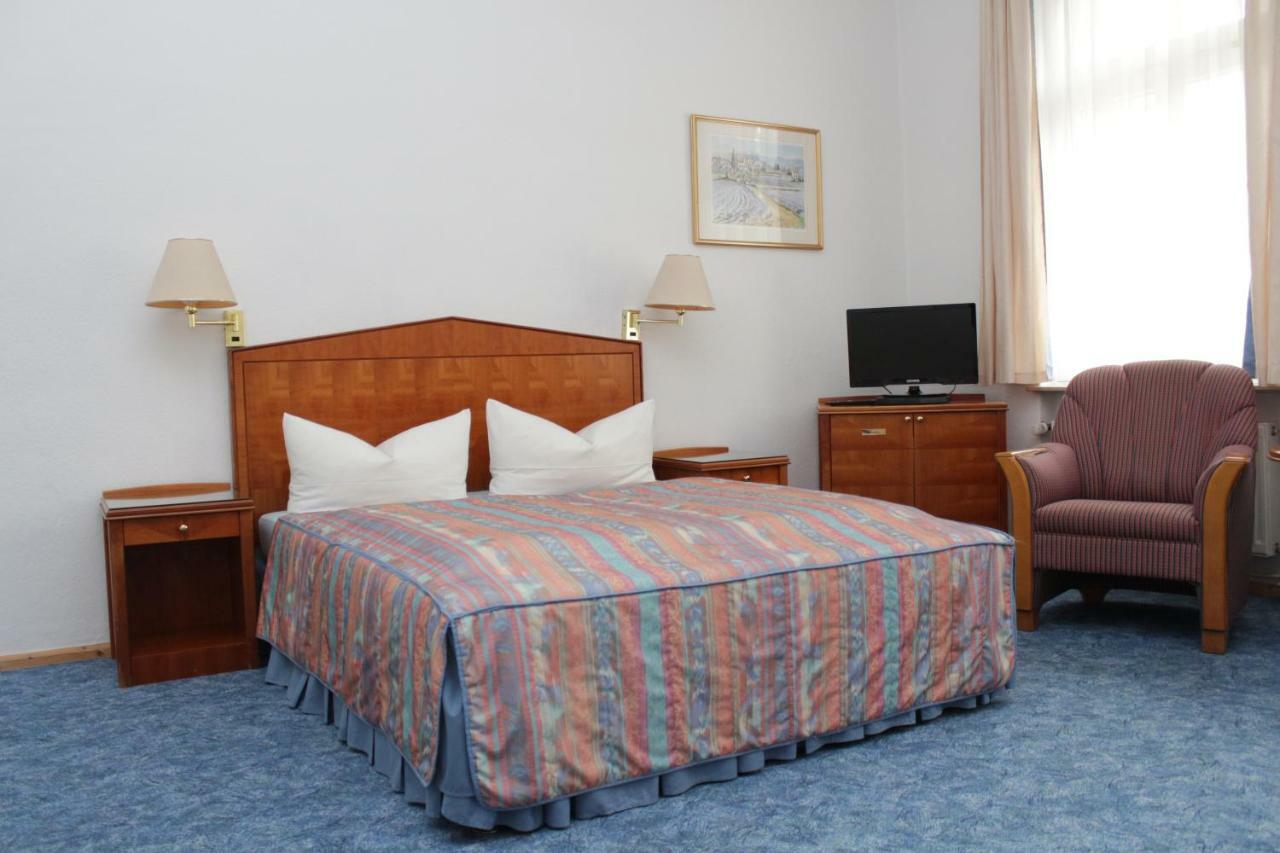 Weinkeller Woelk Hotel Naumburg  Luaran gambar